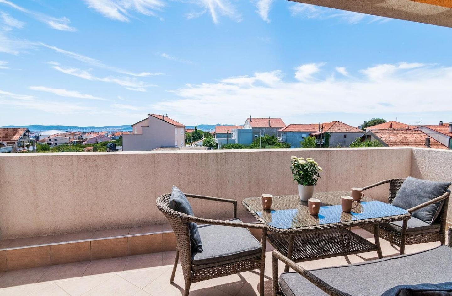 Apartments Brane - Free Parking Zadar Exteriör bild